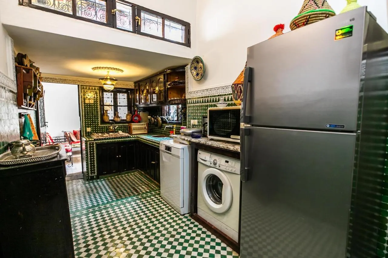 Dar Ben Daoud Avec Piscine Et Terrasse Privee Apartamento Fez Marrocos